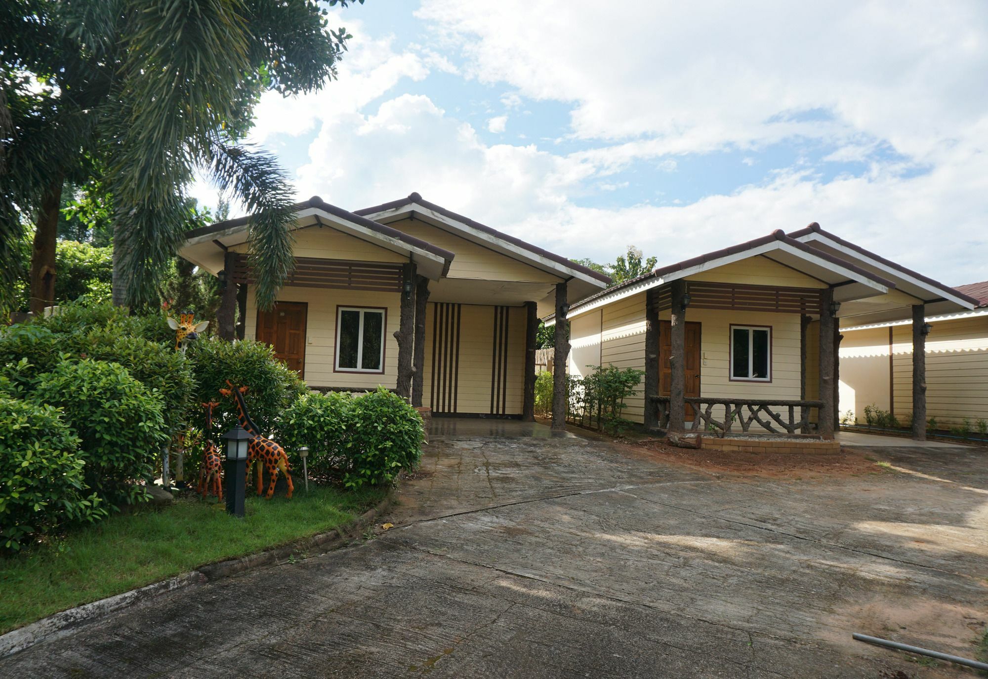 Monmai Resort Fang Exterior photo